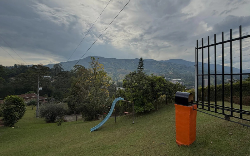 Casa en La Estrella en Sector Variante a Caldas