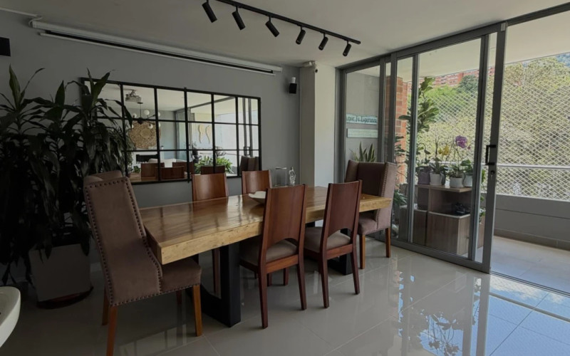 Apartamento en Envigado en Loma de Las Brujas