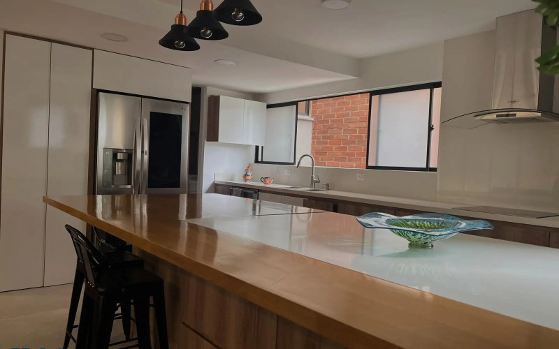 Apartamento en Medellín en Altos del Poblado