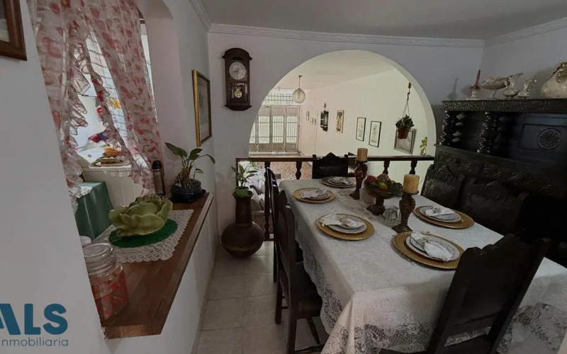Casa en Medellín en Belén
