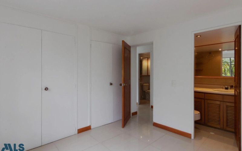 Apartamento en Medellín en Loma de los Parra