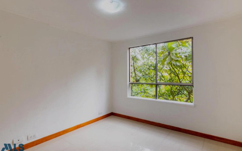 Apartamento en Medellín en Loma de los Parra