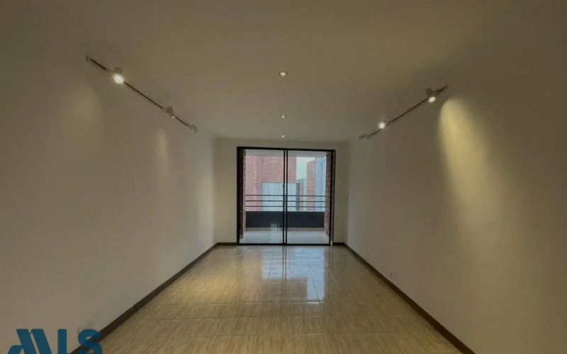 Apartamento en Medellín en Loma de Los Bernal