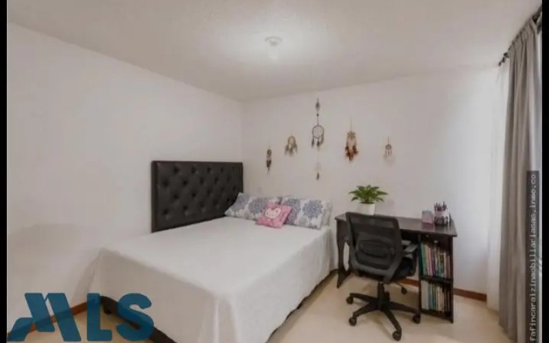 Apartamento en Medellín en Loma del Indio