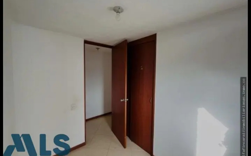 Apartamento en Medellín en Loma del Indio
