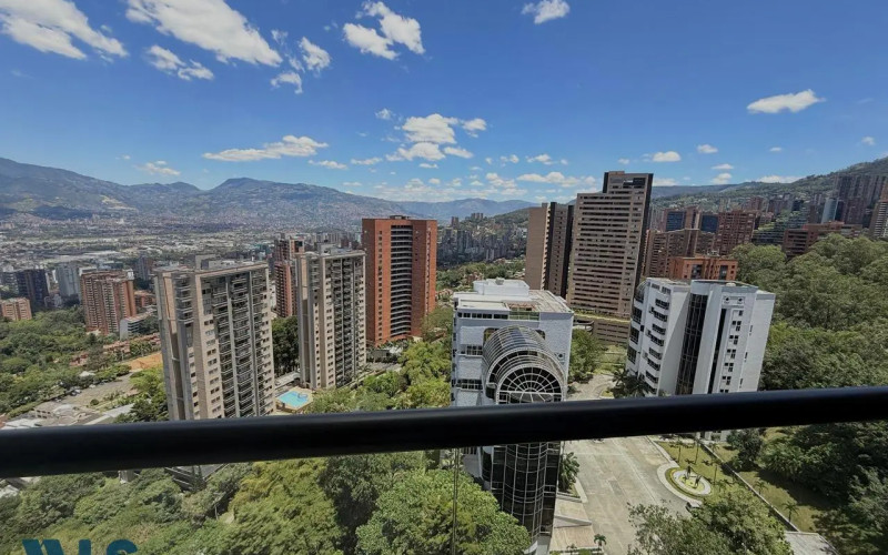 Apartamento en Medellín en El Tesoro
