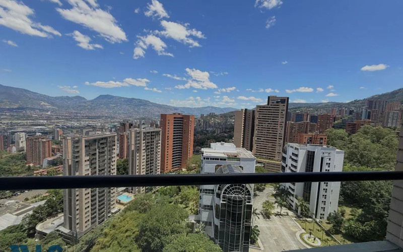 Apartamento en Medellín en El Tesoro