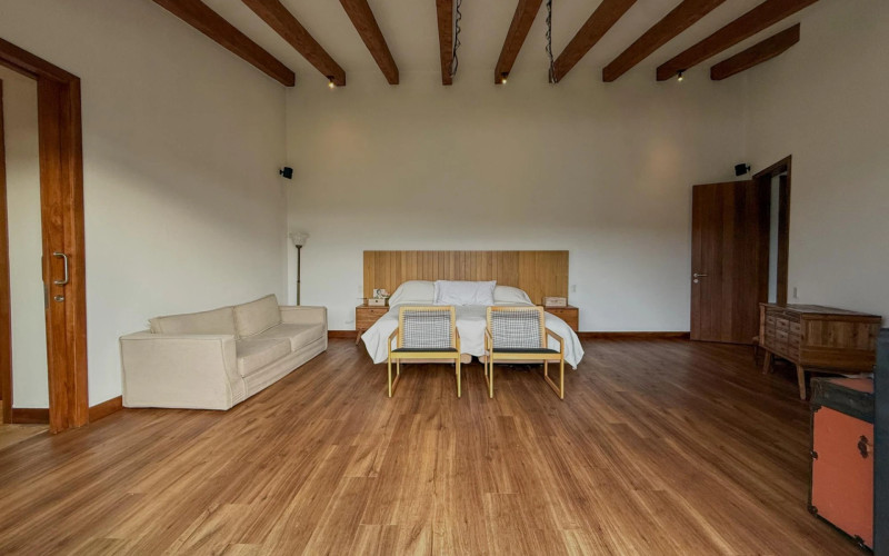 Casa en El Retiro en Corredor Don Diego