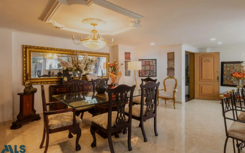 Apartamento en Medellín en Milla de oro
