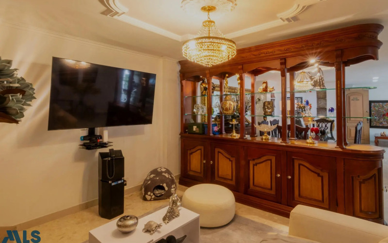 Apartamento en Medellín en Milla de oro