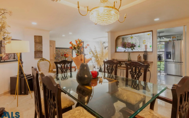 Apartamento en Medellín en Milla de oro