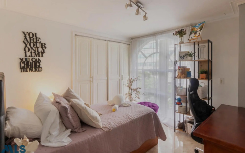 Apartamento en Medellín en Milla de oro
