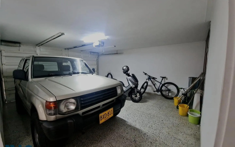 Casa en Medellín en La Floresta