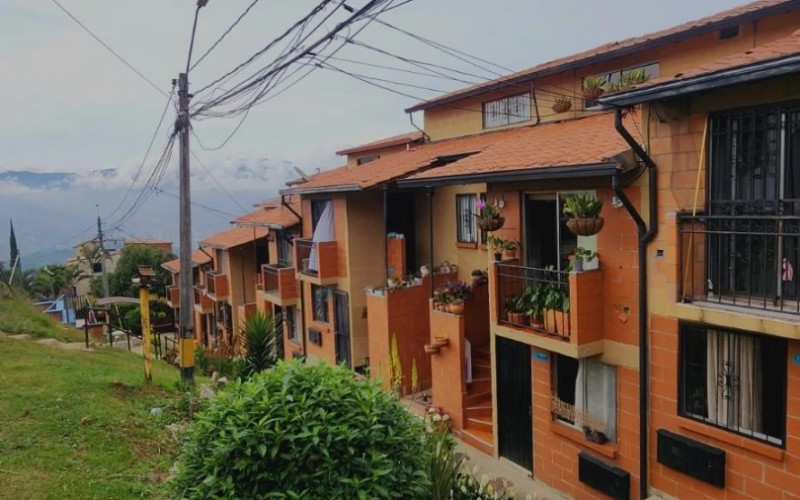 Casa en Medellín en Robledo Pajarito