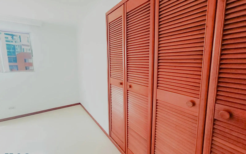 Apartamento en Medellín en Laureles
