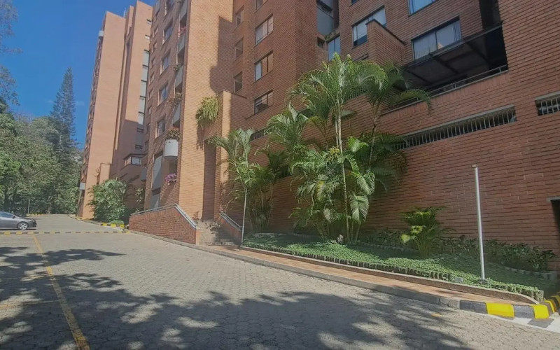 Apartamento en Medellín en La Tomatera