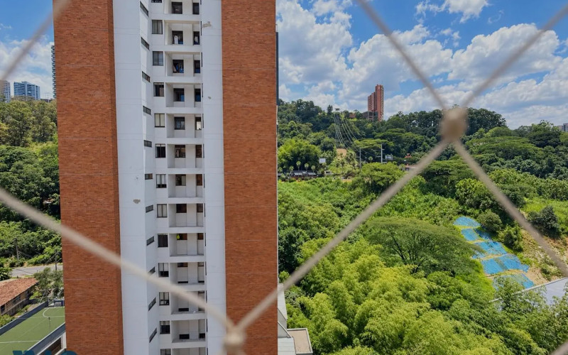 Apartamento en Medellín en Loma del Encierro