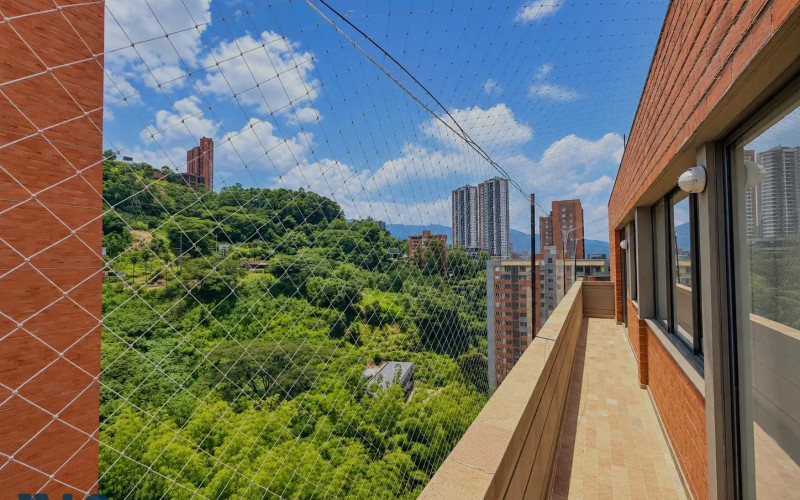 Apartamento en Medellín en Loma del Encierro