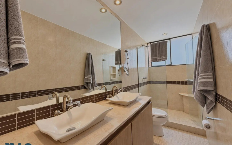 Apartamento en Medellín en Loma del Encierro