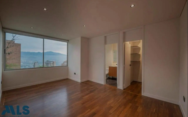 Apartamento en Medellín en El Tesoro