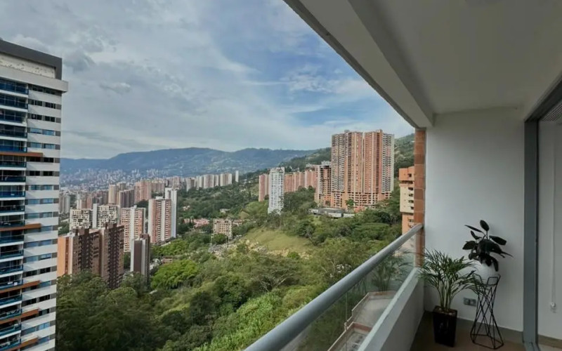 Apartamento en Sabaneta en Las Lomitas