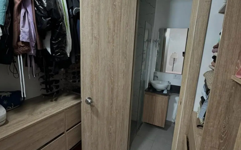Apartamento en Sabaneta en Las Lomitas