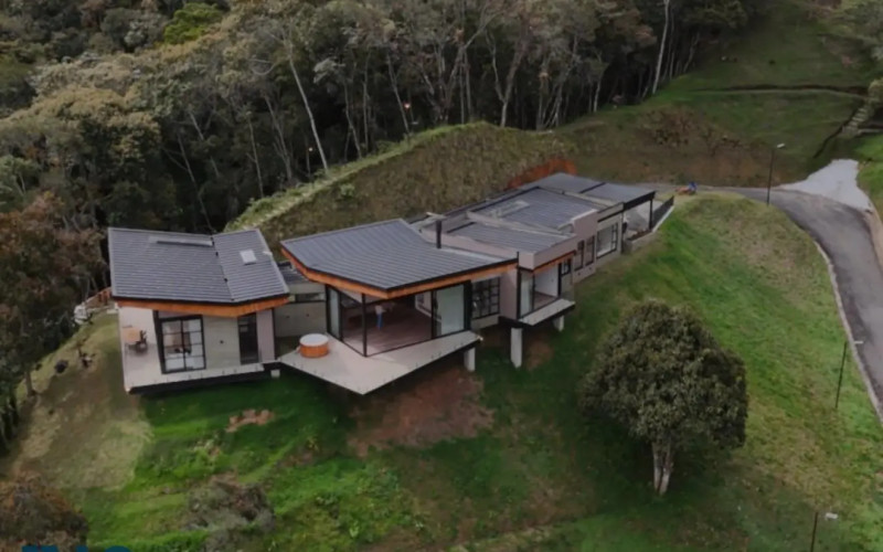 Casa en El Retiro en Corredor la Fe - El Retiro