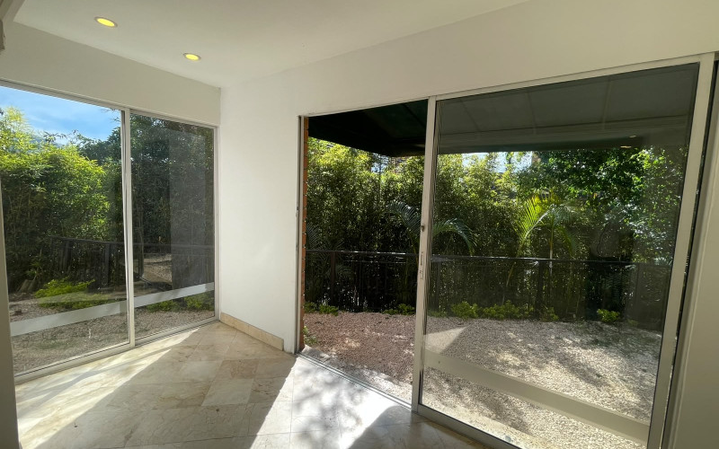 Exceptional House in El Esmeraldal | Private Garden, 3 Levels & 4 Parking Spaces