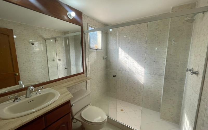 Exceptional House in El Esmeraldal | Private Garden, 3 Levels & 4 Parking Spaces