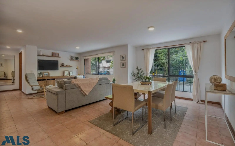 Apartamento en Medellín en Las Lomas Nº 1
