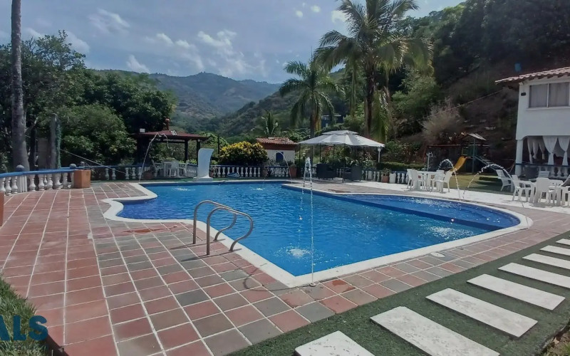 Finca Recreativa en Sopetrán en Las Cabañas