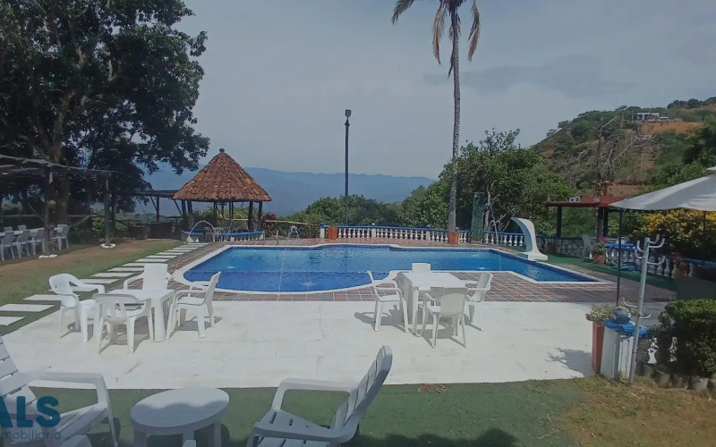 Finca Recreativa en Sopetrán en Las Cabañas