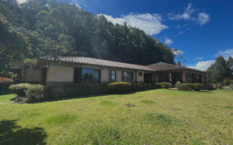Casa en Envigado en Loma del Escobero