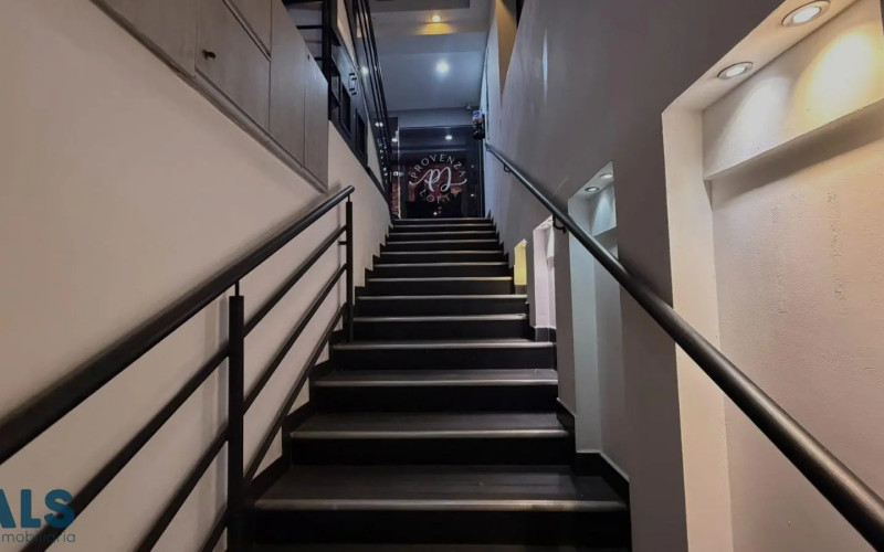 Edificio en Medellín en Provenza