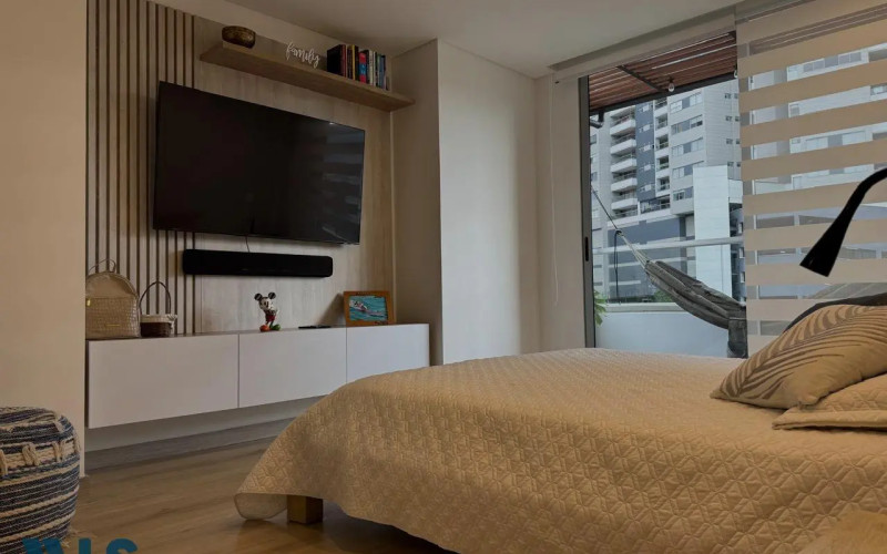 Apartamento en Envigado en Loma de los Mesa
