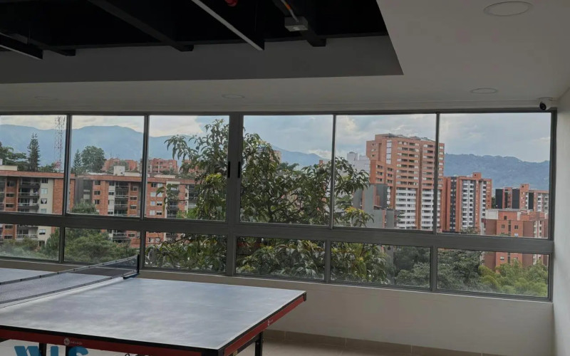 Apartamento en Envigado en Loma de los Mesa