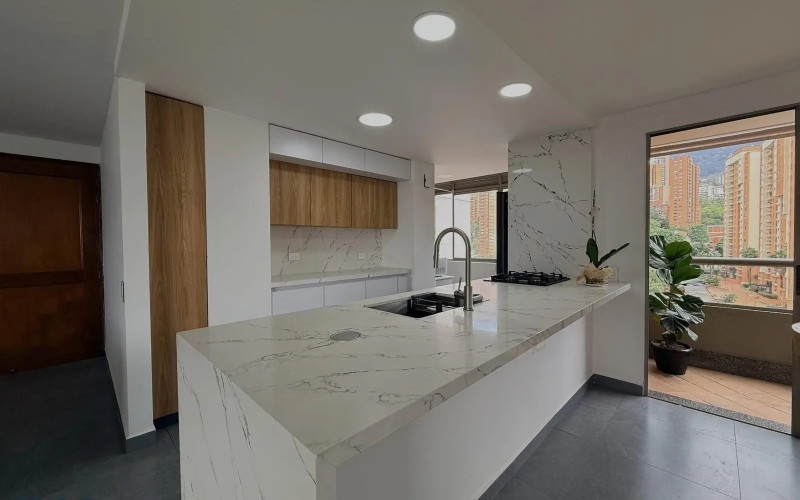 Apartamento en Medellín en Los Balsos Nº 2