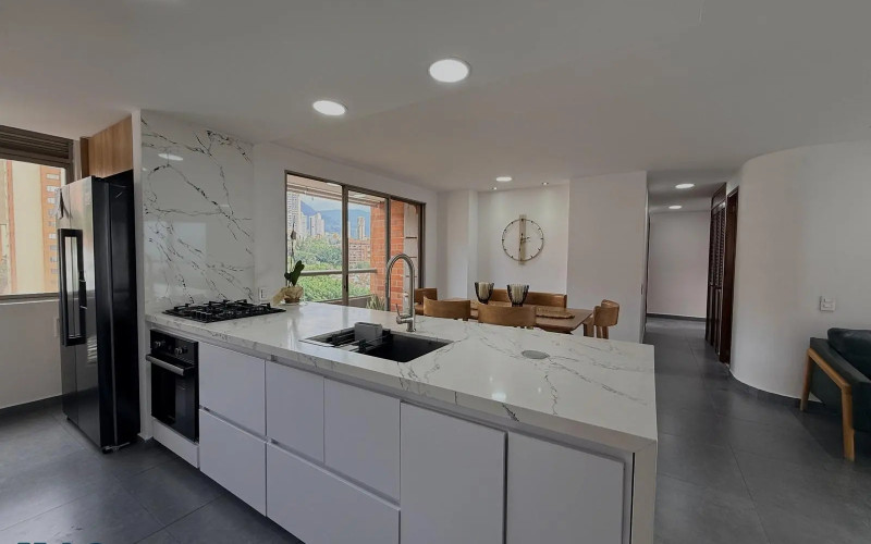 Apartamento en Medellín en Los Balsos Nº 2
