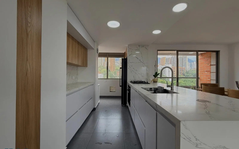 Apartamento en Medellín en Los Balsos Nº 2