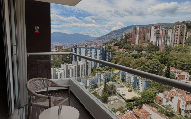Apartamento en Medellín en Loma del Indio