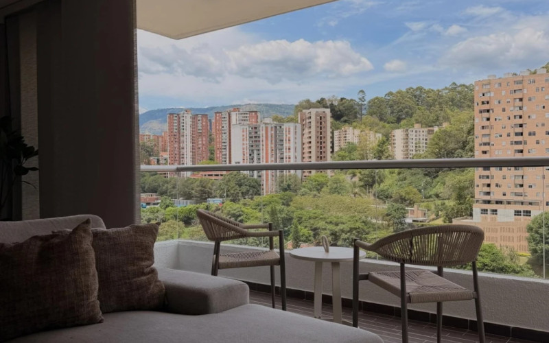 Apartamento en Medellín en Loma del Indio