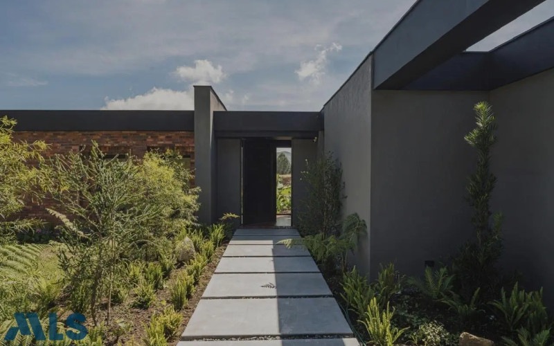 Casa en Envigado en Alto de las Palmas