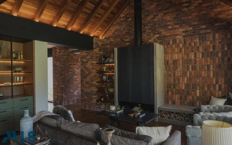 Casa en Envigado en Alto de las Palmas