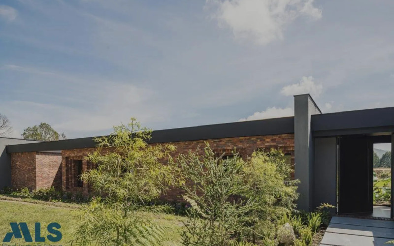 Casa en Envigado en Alto de las Palmas