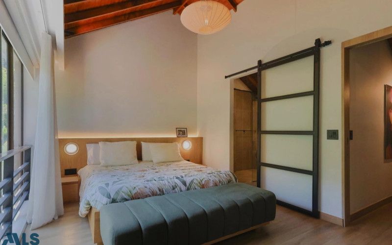 Casa en Medellín en Altos del Poblado
