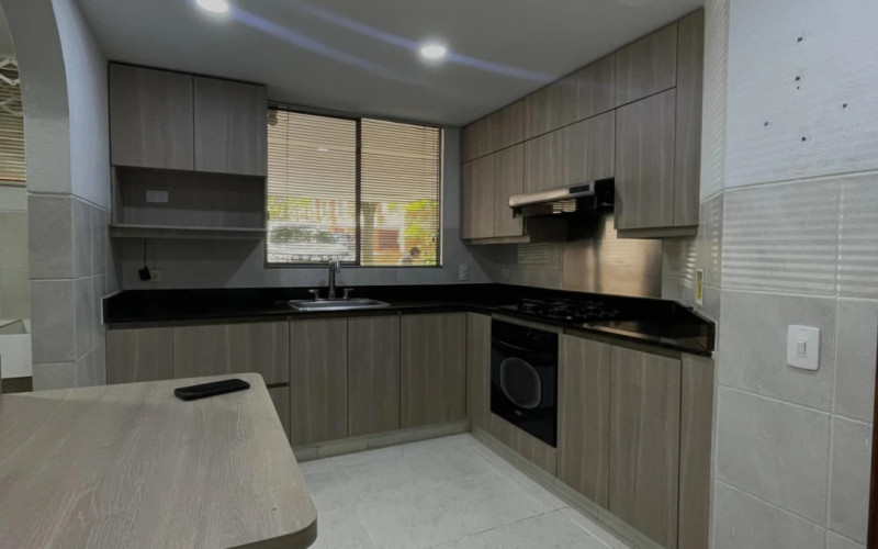 Casa en Envigado en Loma de Benedictinos
