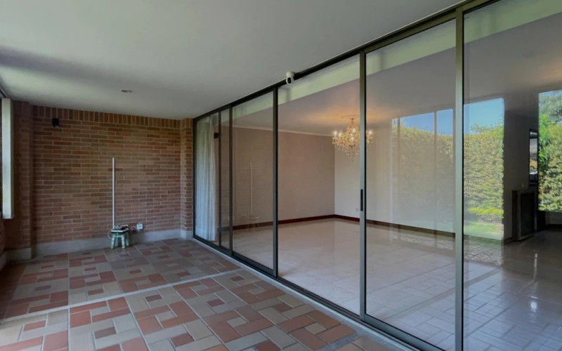 Casa en Envigado en Loma de Benedictinos