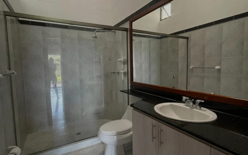 Casa en Envigado en Loma de Benedictinos