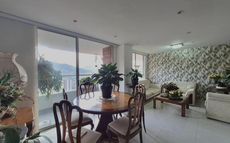 Apartamento en Envigado en El Esmeraldal