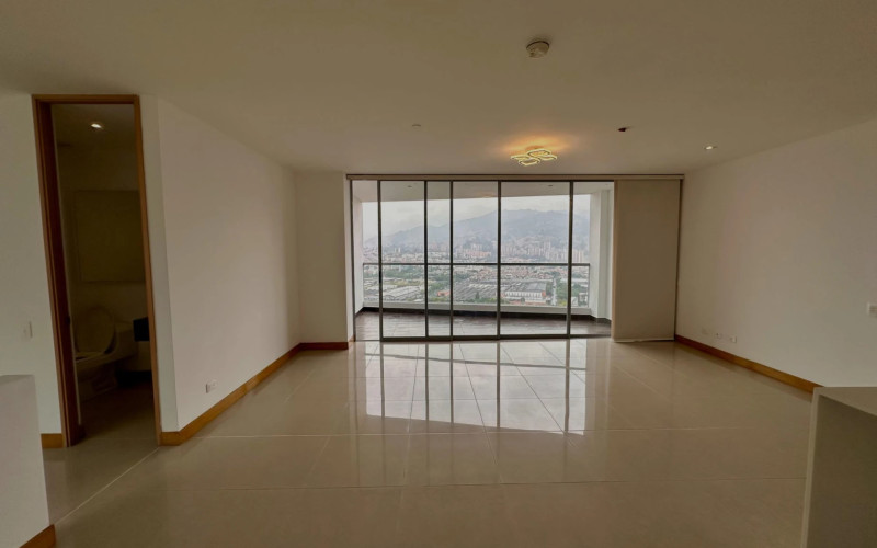 Apartamento en Medellín en Santa Maria de los Angeles